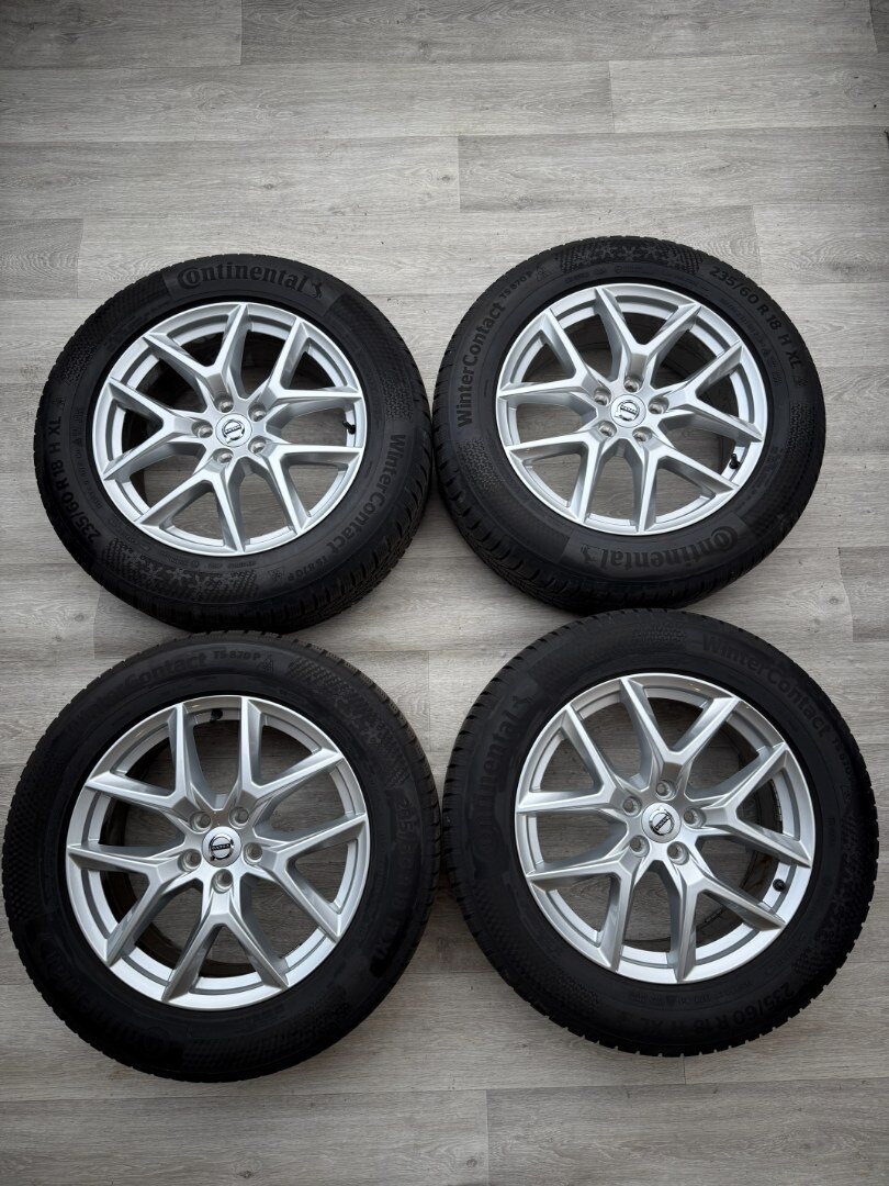 R18 ORIG.ZIMNÍ KOLA VOLVO XC60 235/60/18 2024 REF