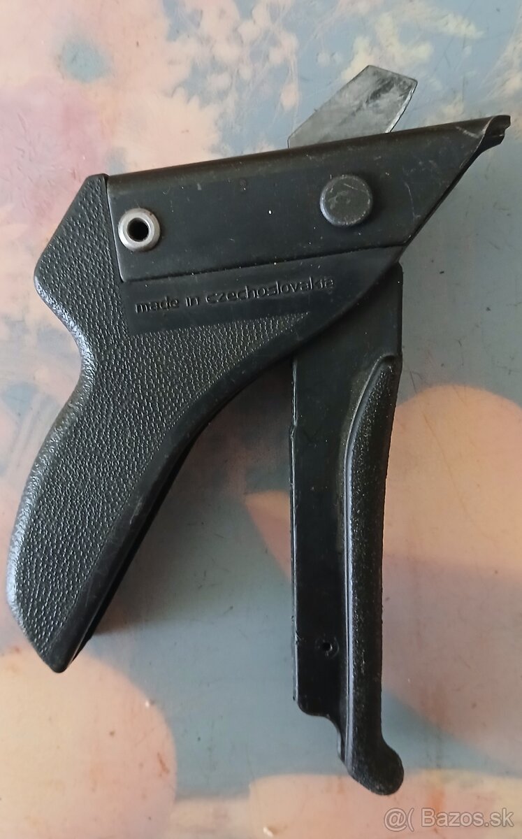 Predaj špeci. nožnice a sekáče na kov Narex.