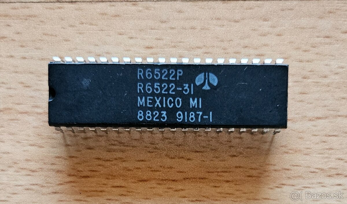 Rockwell 6522P = MOS 6522 VIA pre floppy Commodore, Atari