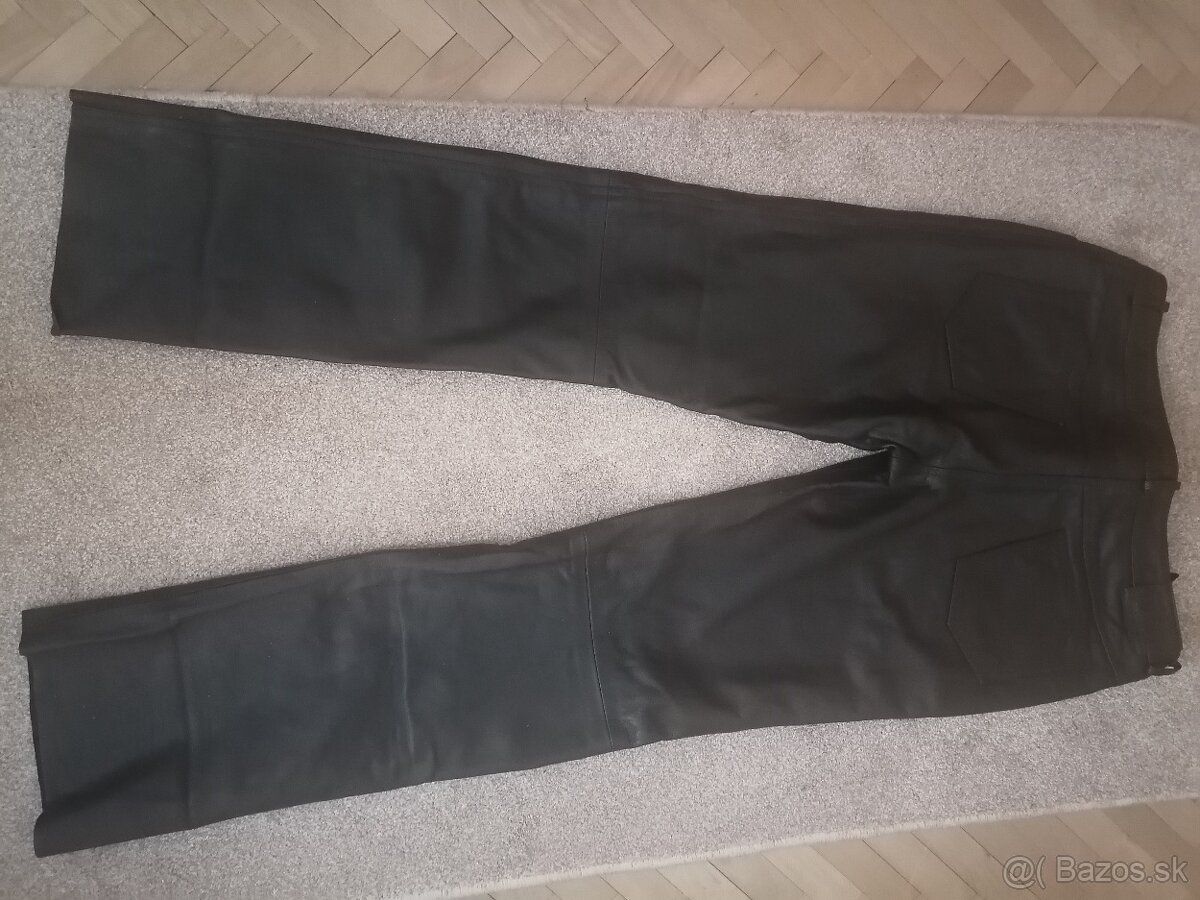 Kožené motonohavice