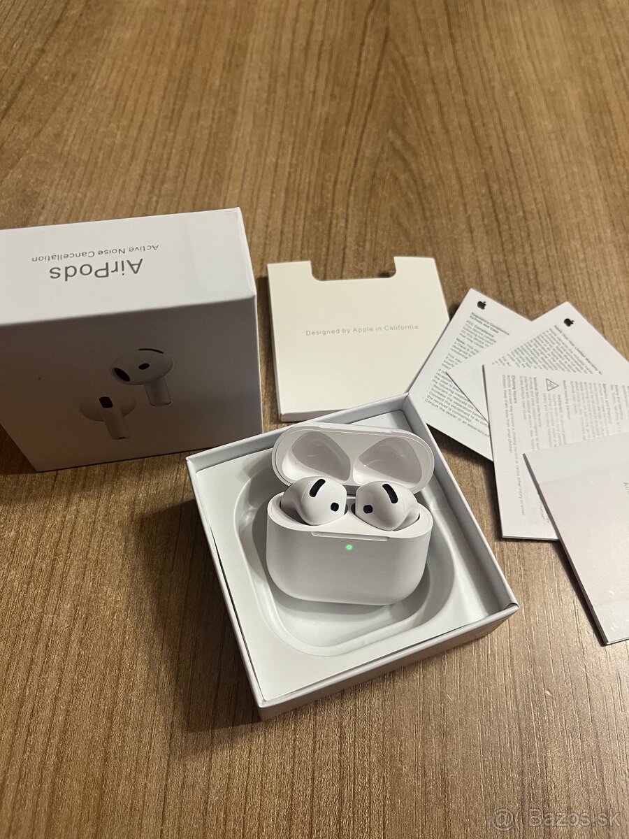 AirPods 4