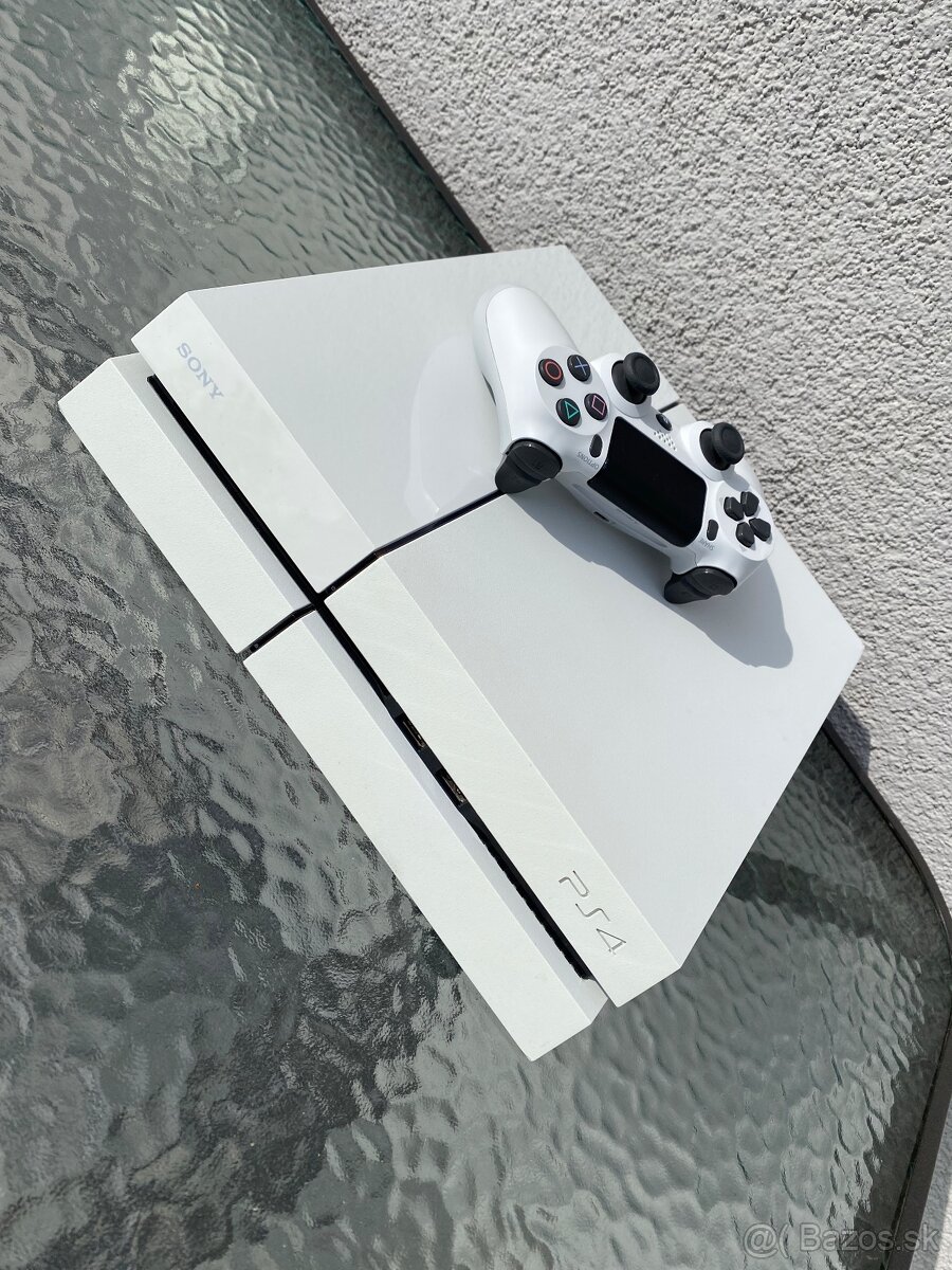 PlayStation 4 na 500GB biela herná konzola