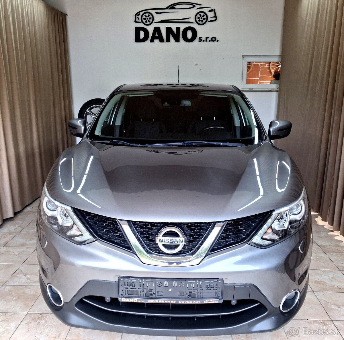 Nissan Qashqai benzín