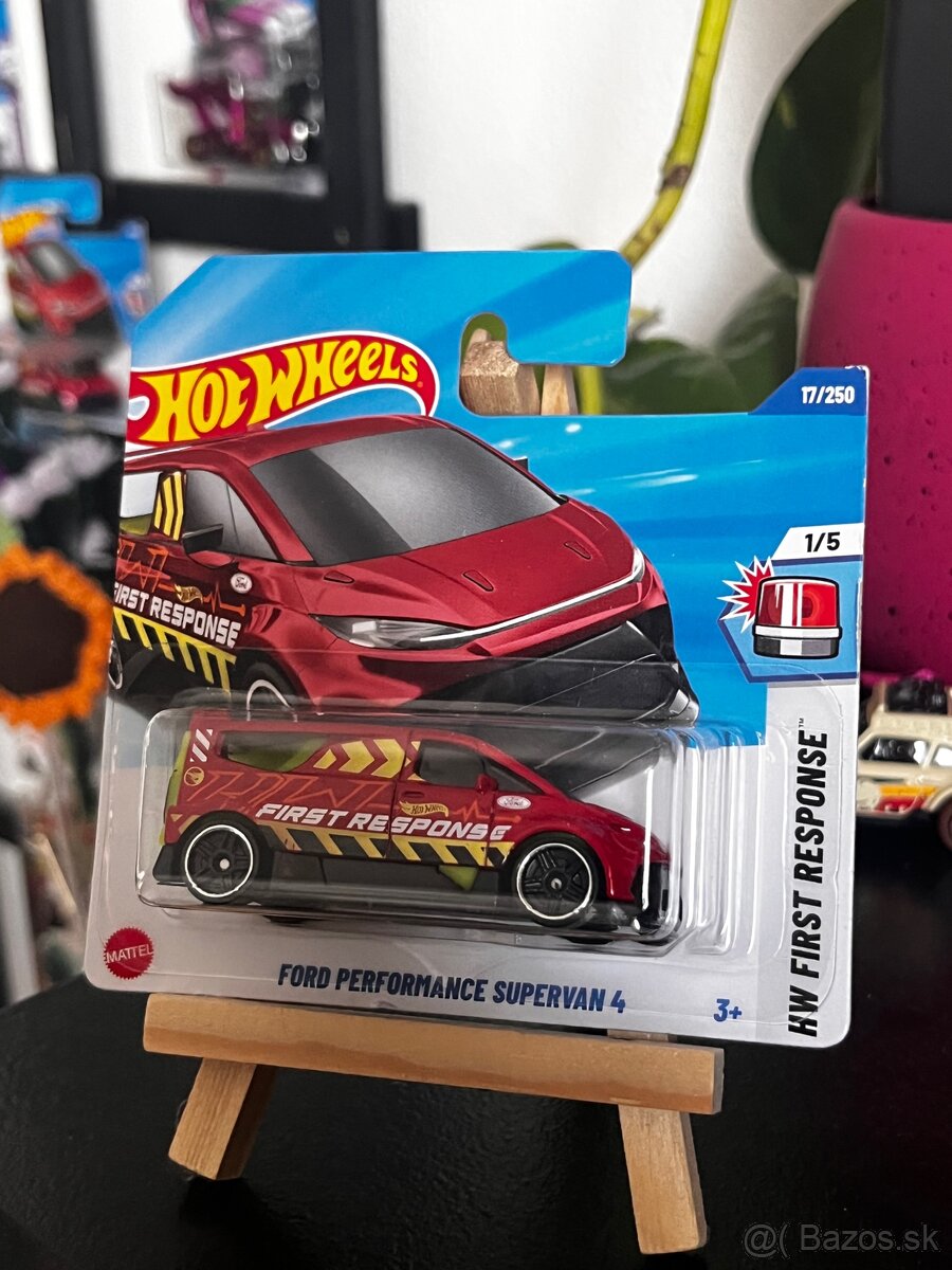 Hot wheels Ford Performance supervan TH