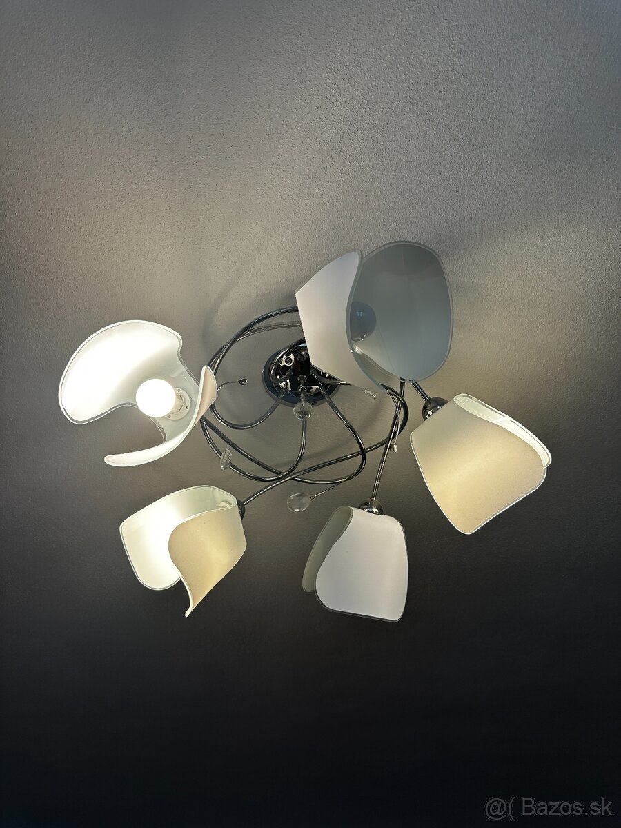 Lampy na predaj rôzne