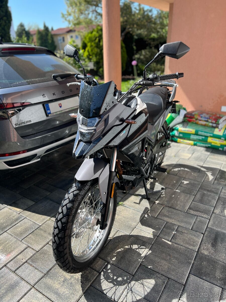 SYM NHT 200 (NH-T Trazer) Cestovne Enduro / Turisticka Moto
