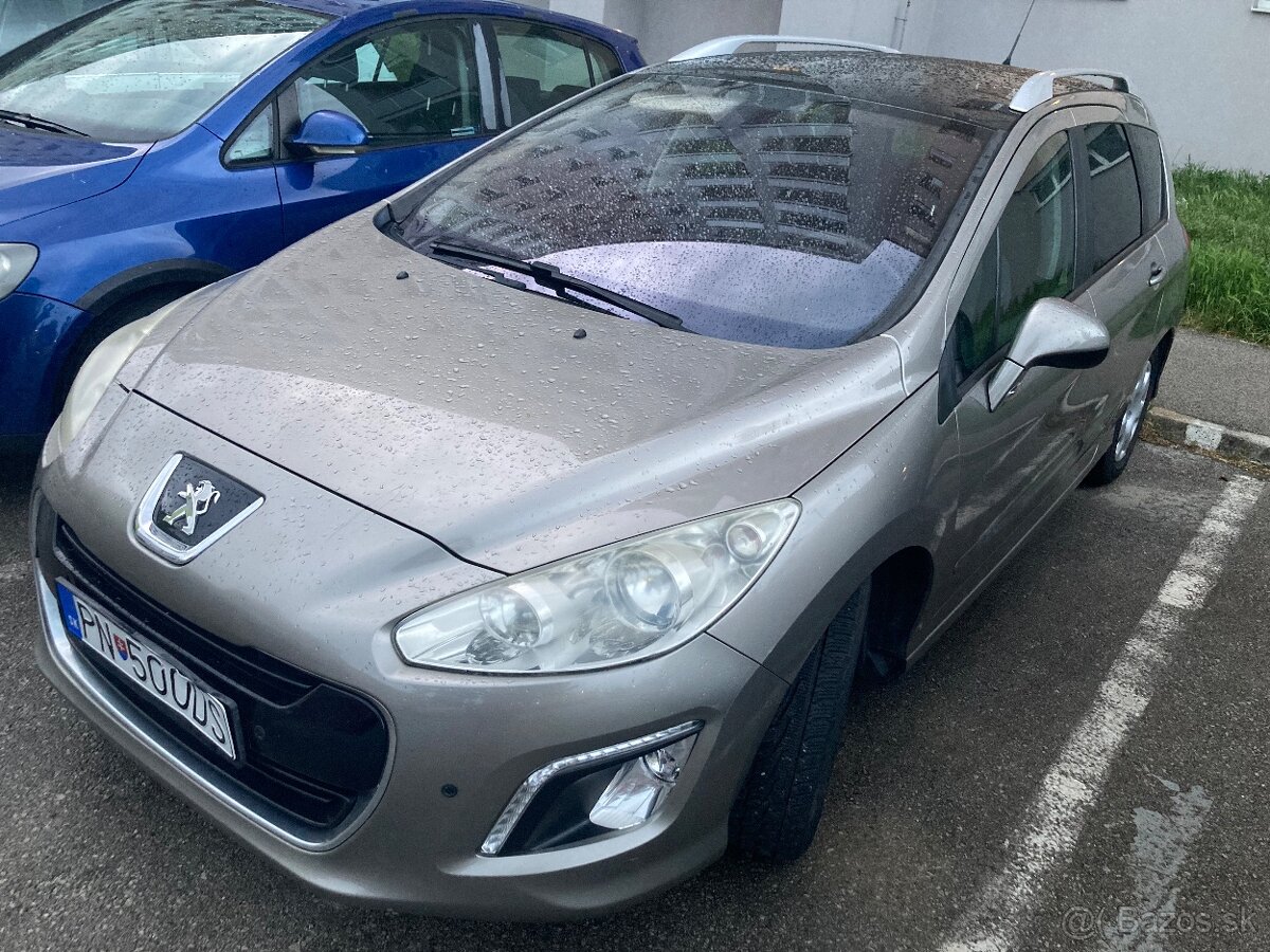 Peugeot 308 SW, 1.6 VTi 88 kW benzín, r. 2012 – výborný stav