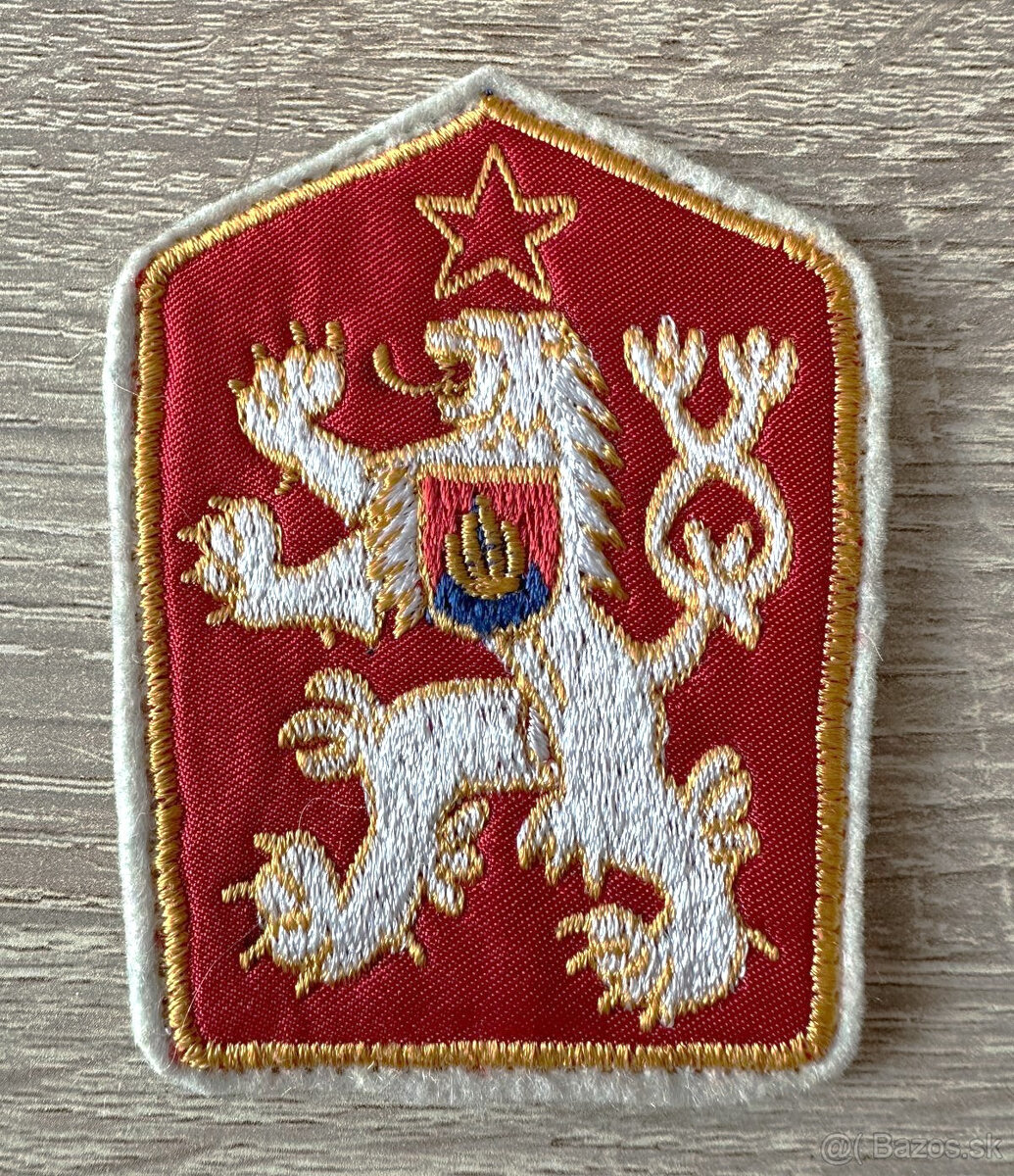 nášivka lev ČSSR lvíček