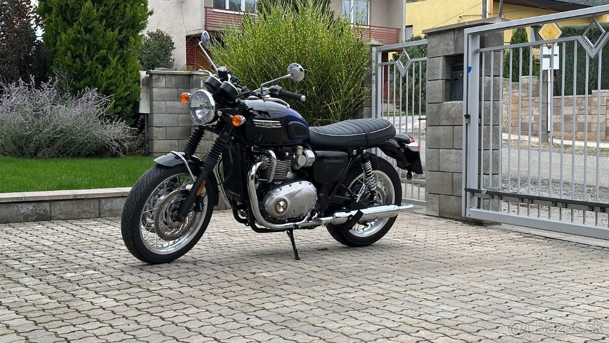 TRIUMPH Bonneville 1200 T120 Stealth Edition