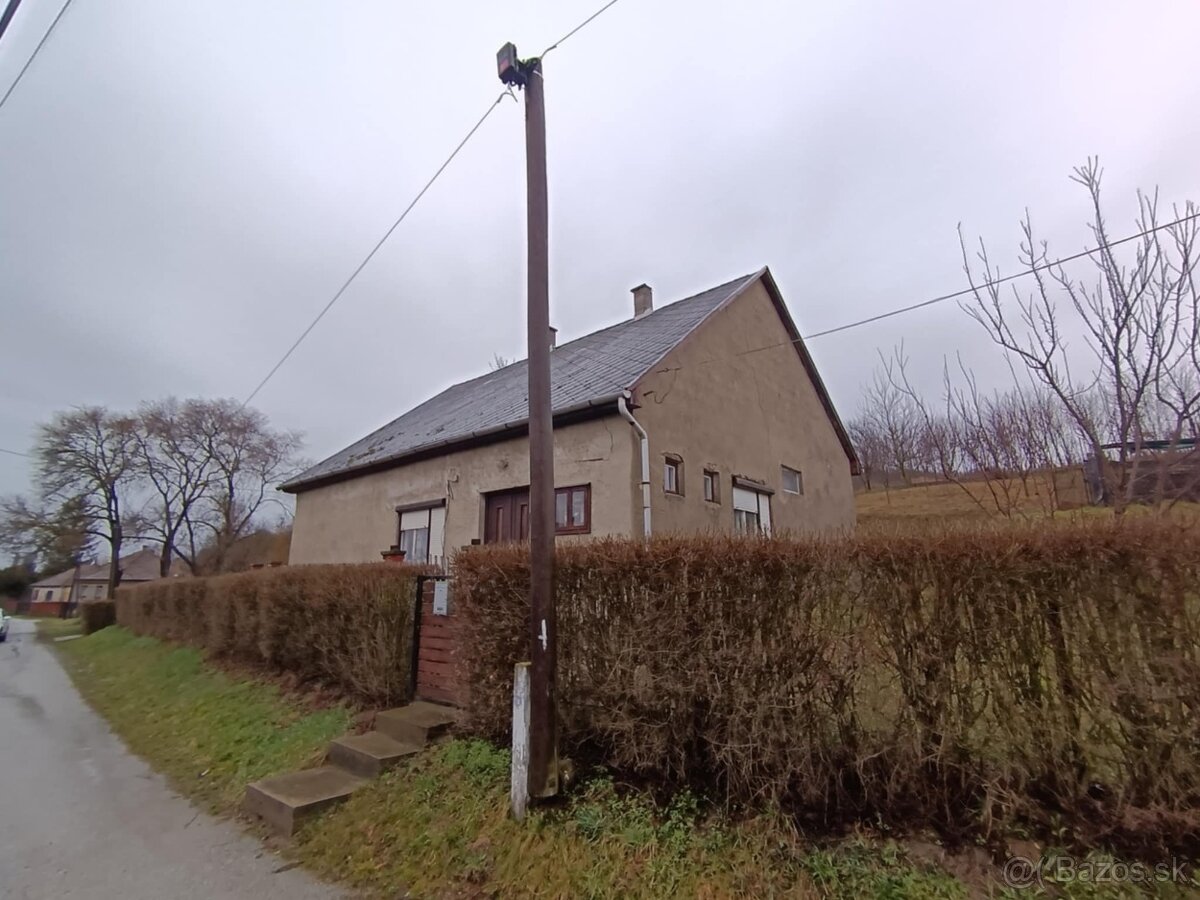 Ponúkame Vám na predaj rodinný dom v obci Hernádszurdok