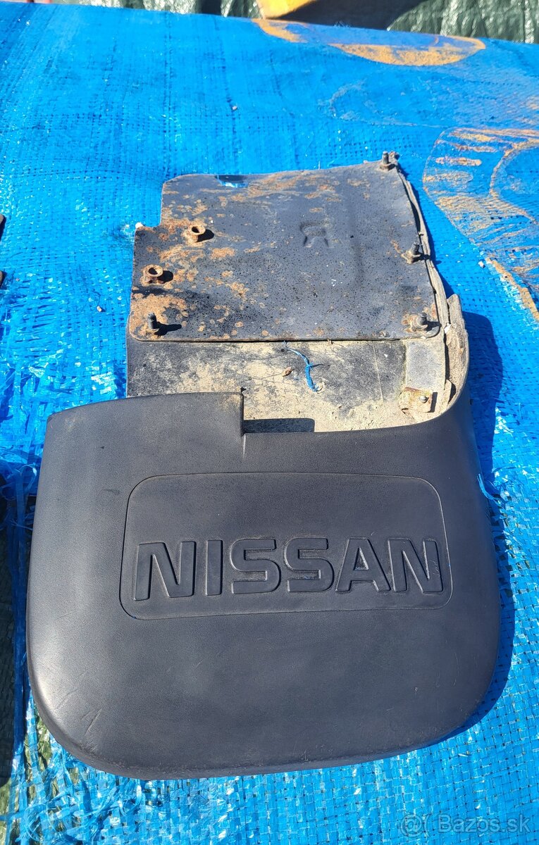 Nissan Terrano 2 zásterky