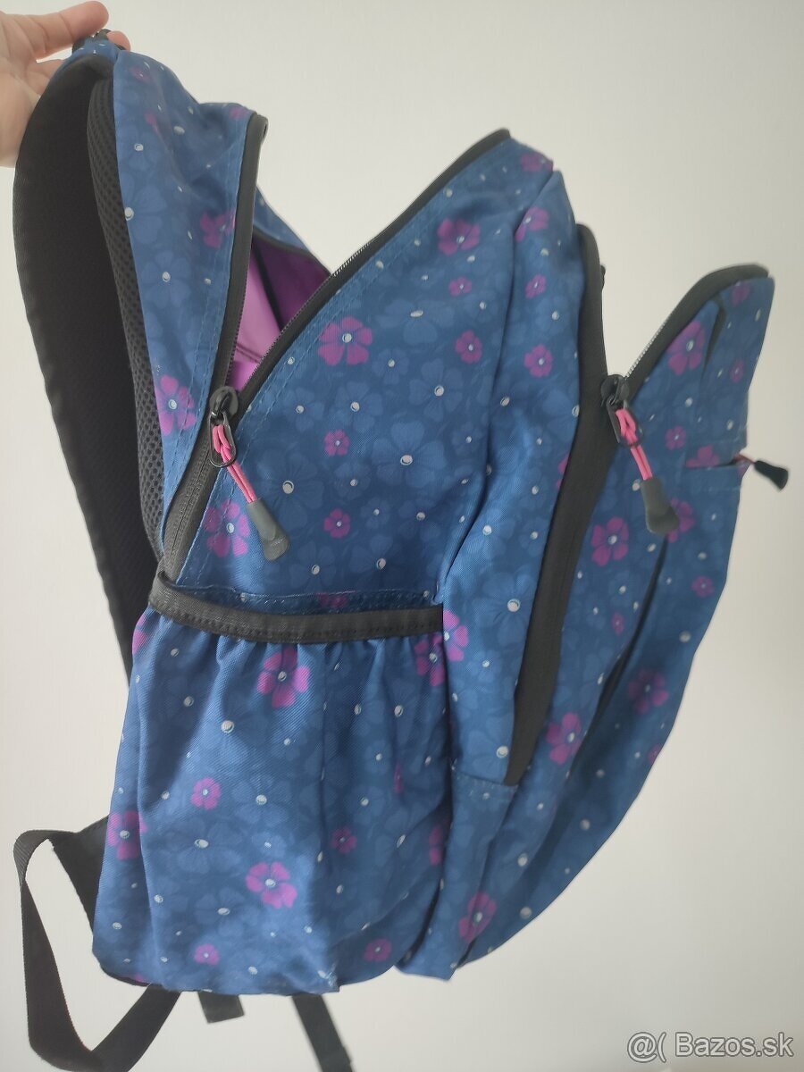 Dievčenský ruksak