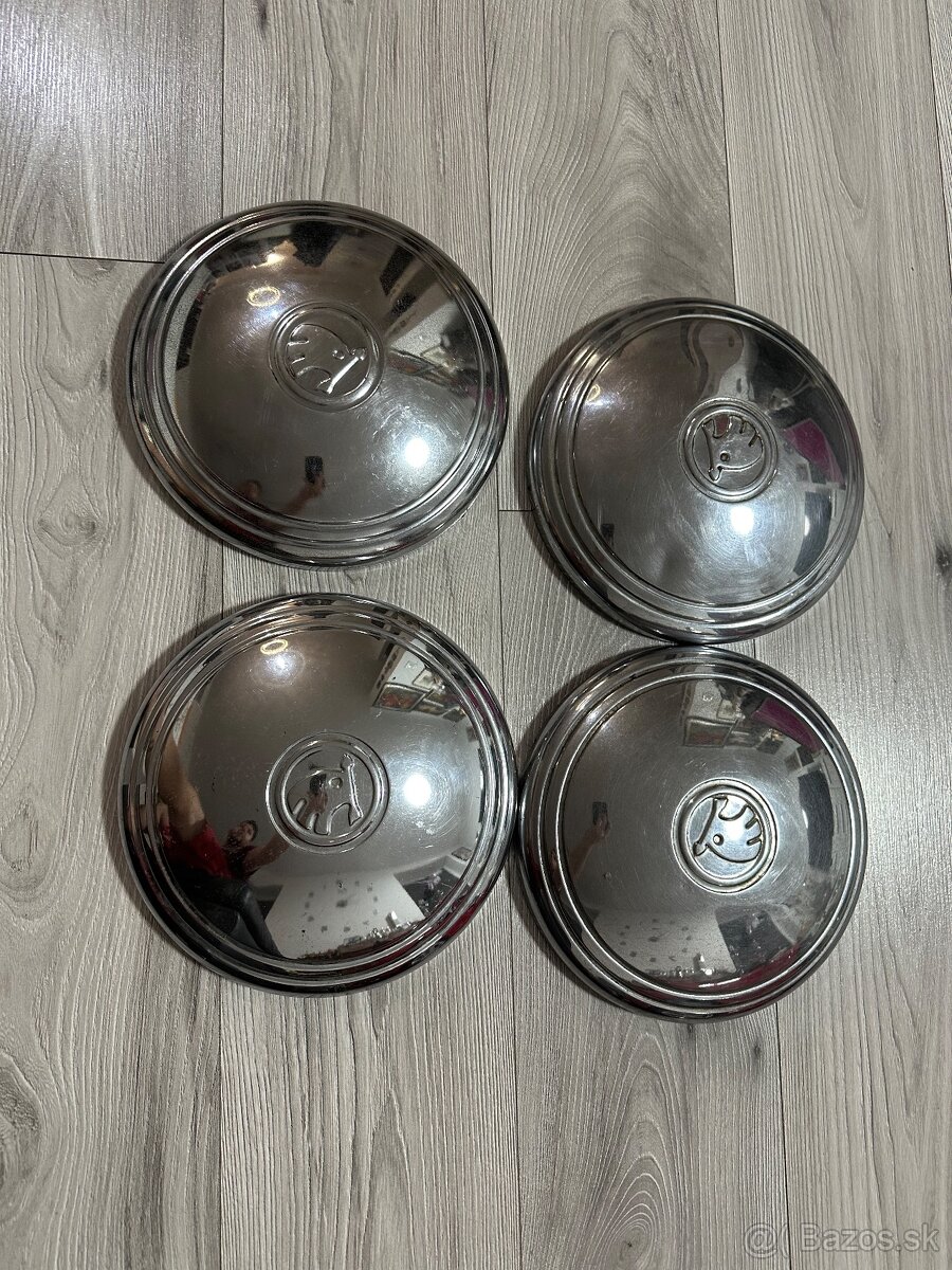 Predám puklice MB1000 škoda