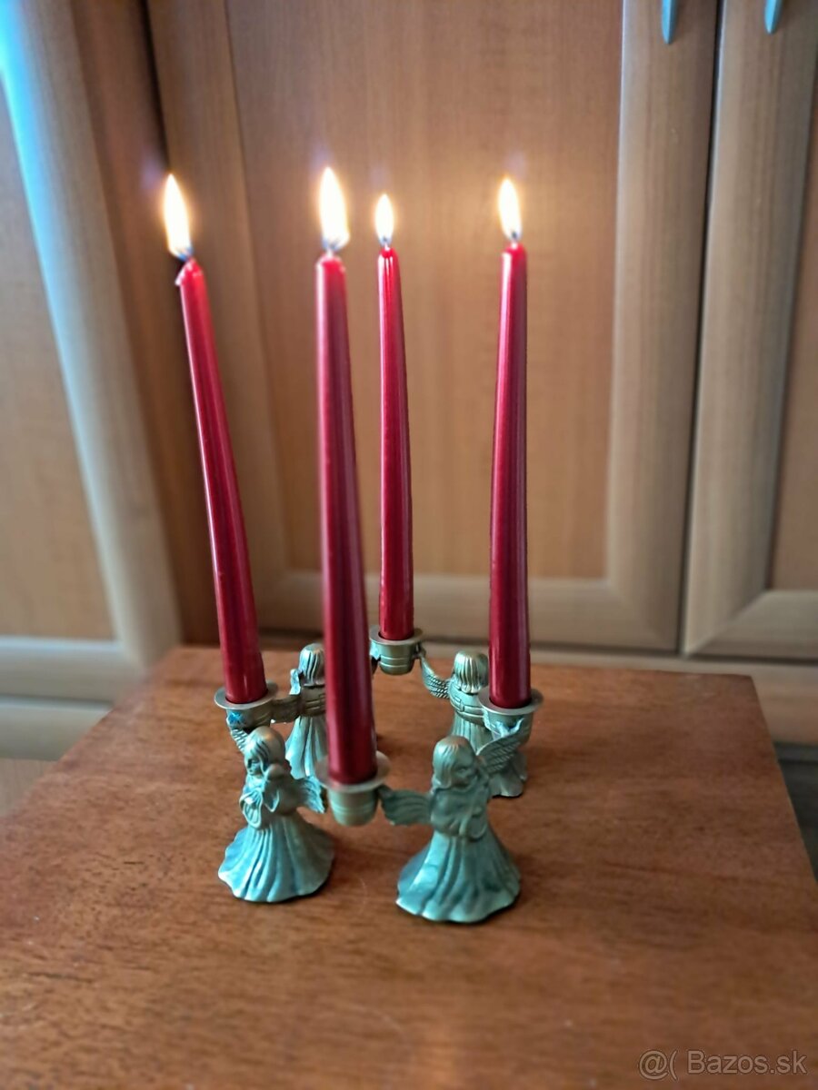 NEZIDE SA NIEKOMU? -