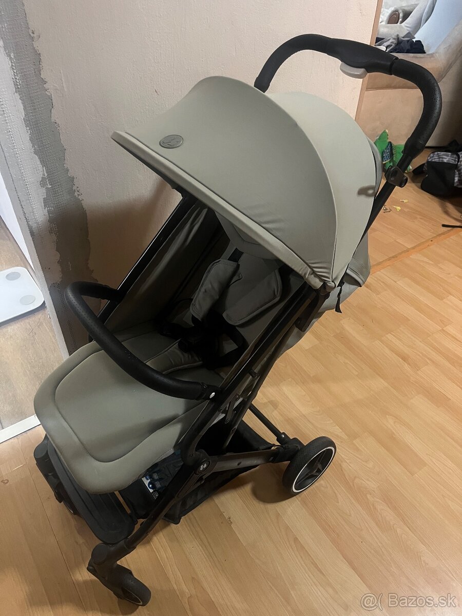 Hauck travel N Care plus