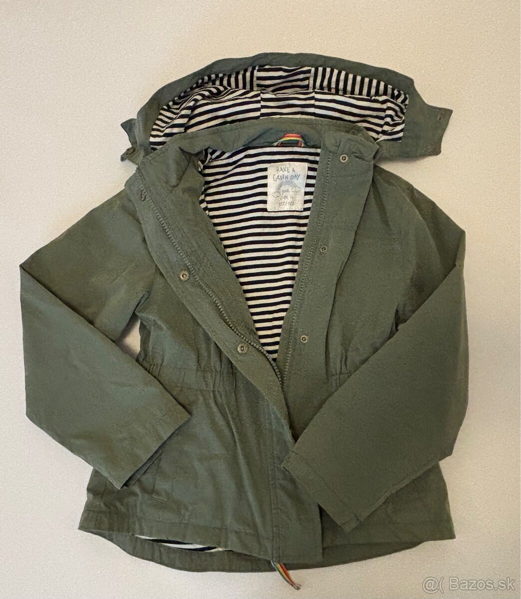 Krasna jarna bundicka Tchibo 122/128.