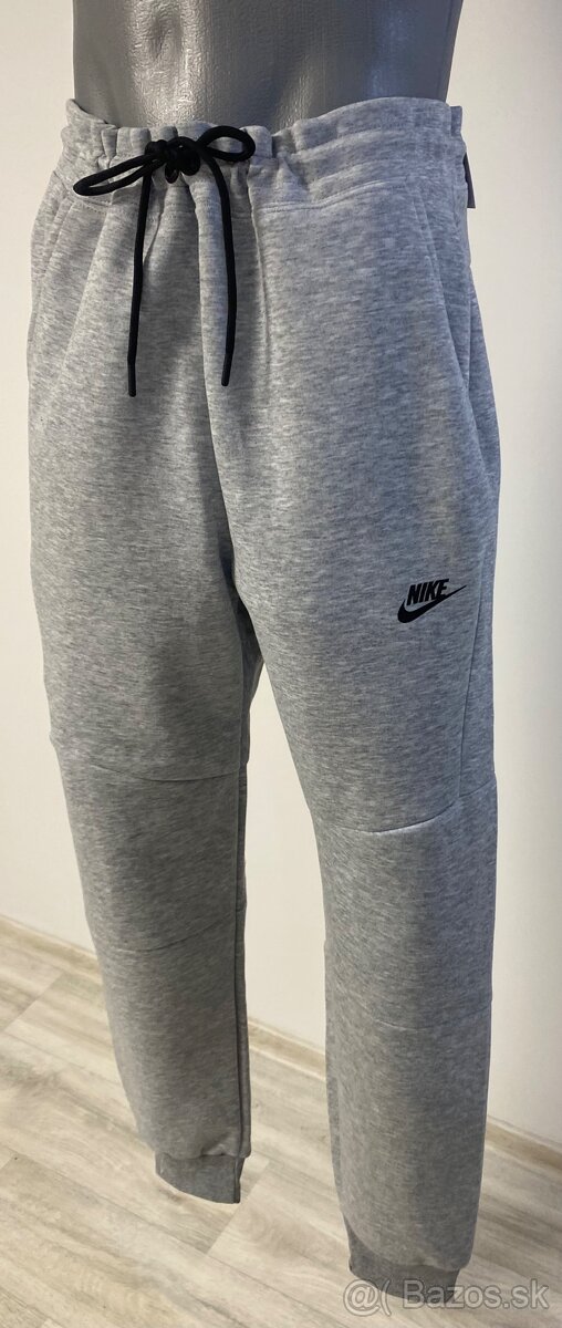 NIKE pánske sivé tepláky