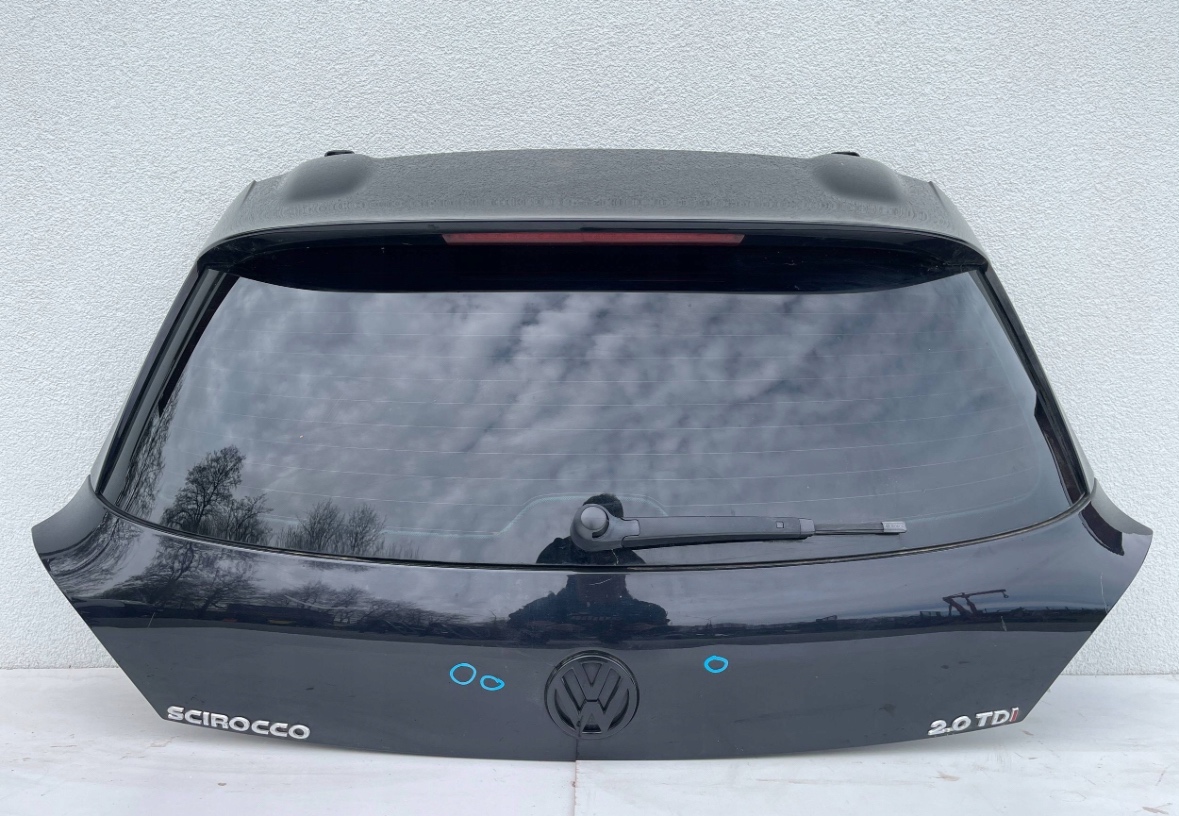 VW scirocco 2008- 5. Piate kufrové dvere kufor