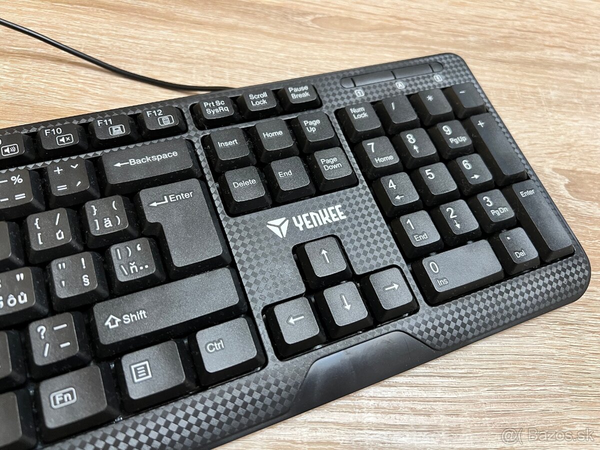 Predám čiernu klávesnicu Yenkee, je ako nová