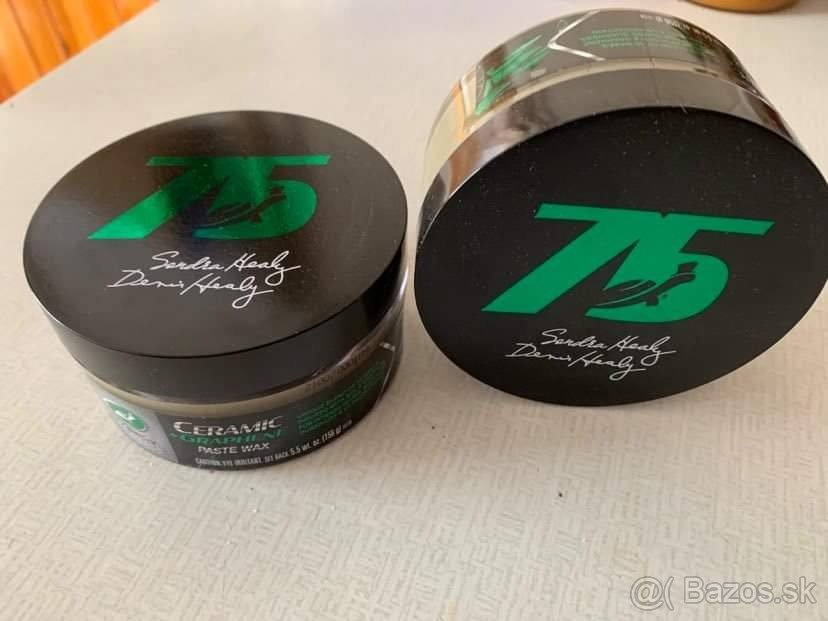 Predam grafenovy vosk na auto Turtle Wax