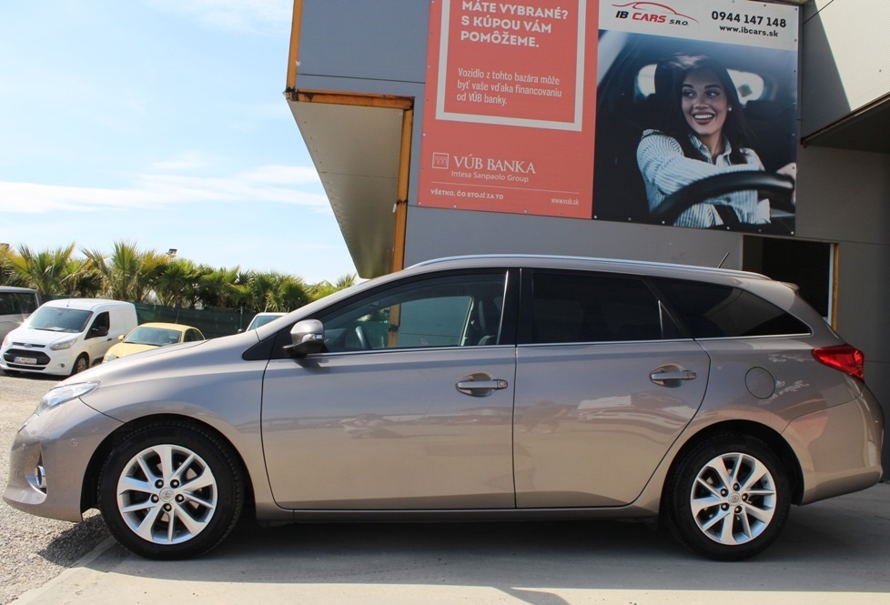 Toyota Auris 1.4 l D-4D DPF Active