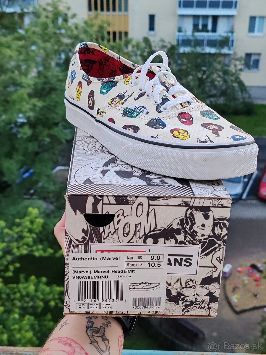 Vans authentic Marvel