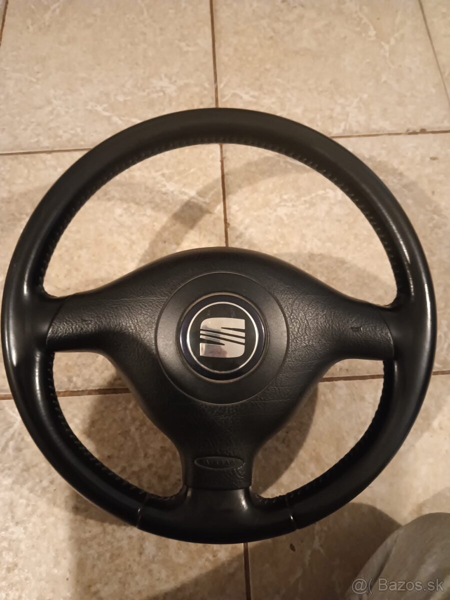 3 rameny kožený volant seat leon toledo 1m