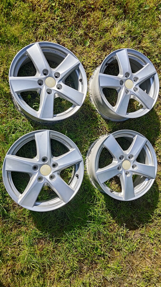 Alu disky R16