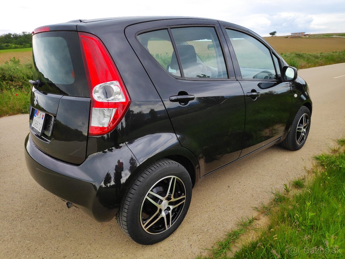 Suzuki Splasch Benzín r.v.10/2010 Km 69000