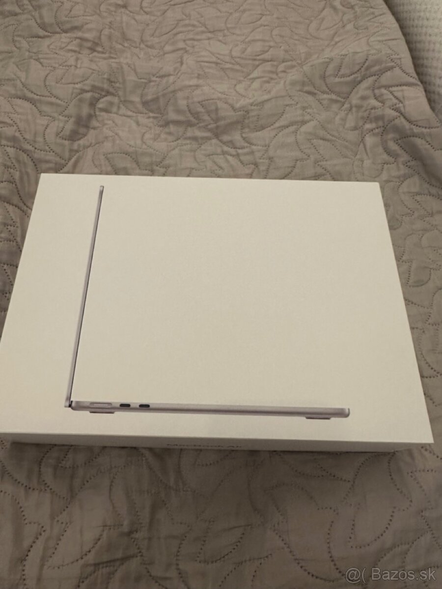 MacBook Air 13" Apple M4 10C CPU 8C GPU 16GB 256GB Striebor