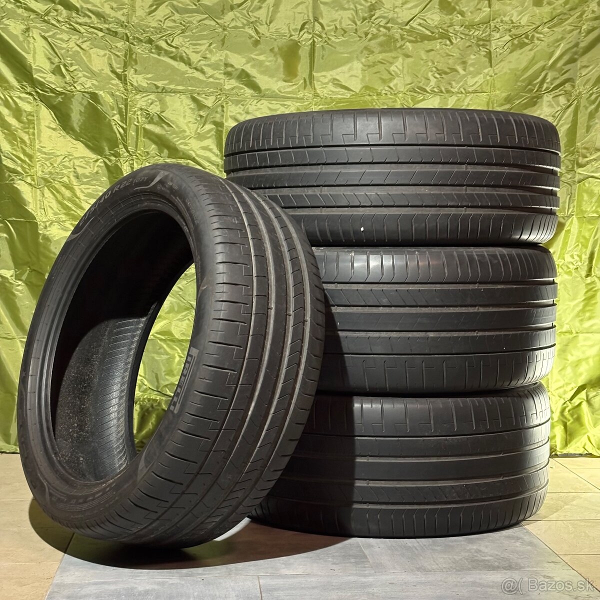 Predám pneumatiky R22 PIRELLI runflat, dvojrozmer