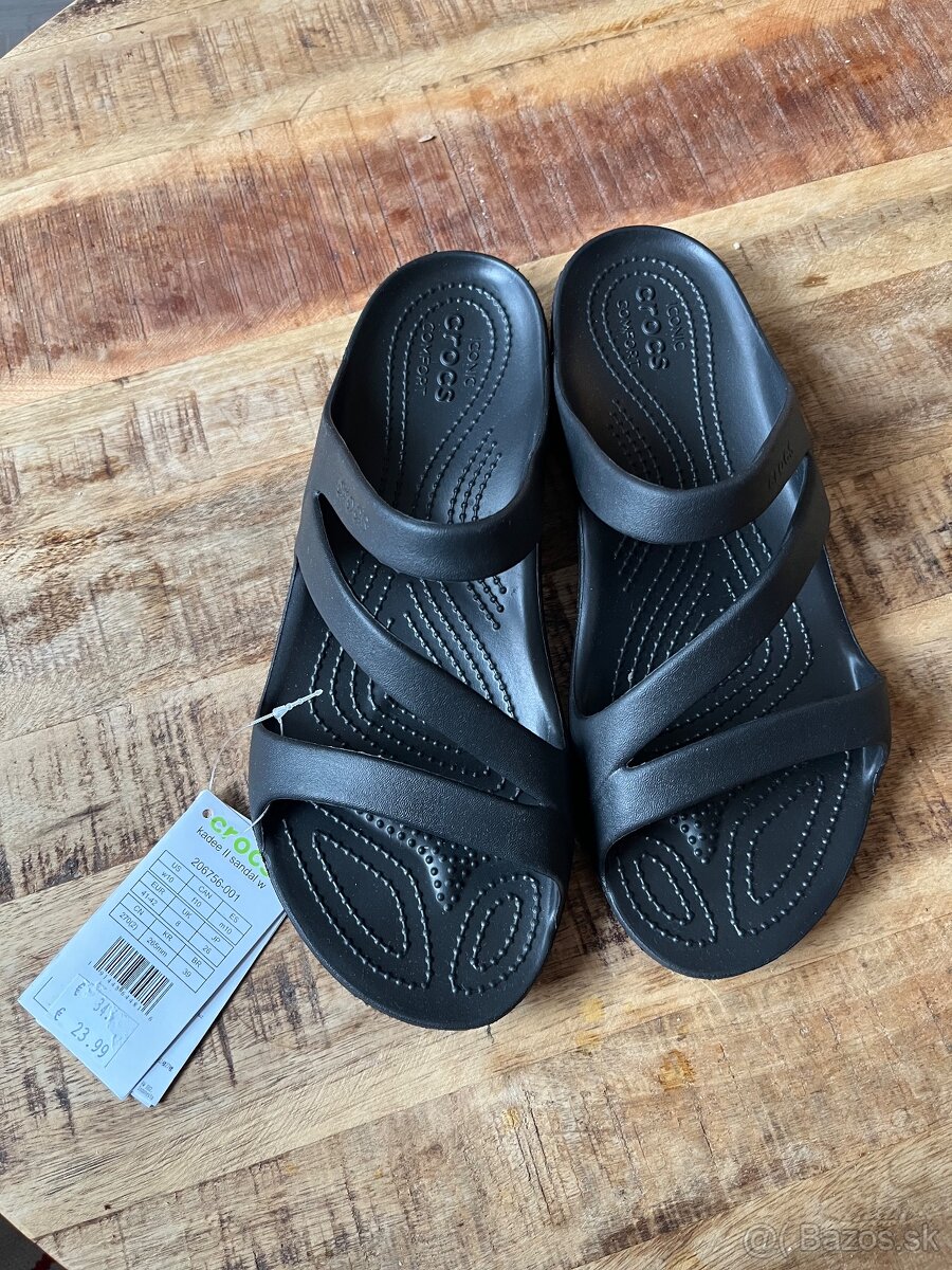 NOVÉ Dámske Crocs šľapky/sandale vel.41/42