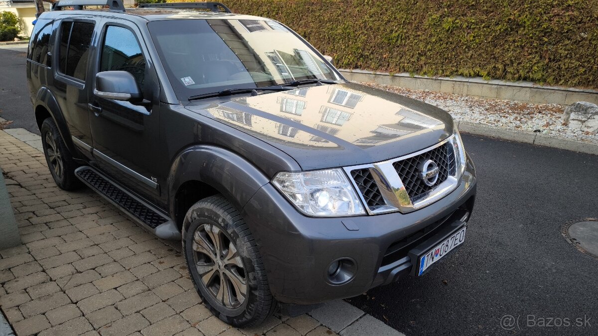 Nissan Pathfinder 3.0 diesel 170kW