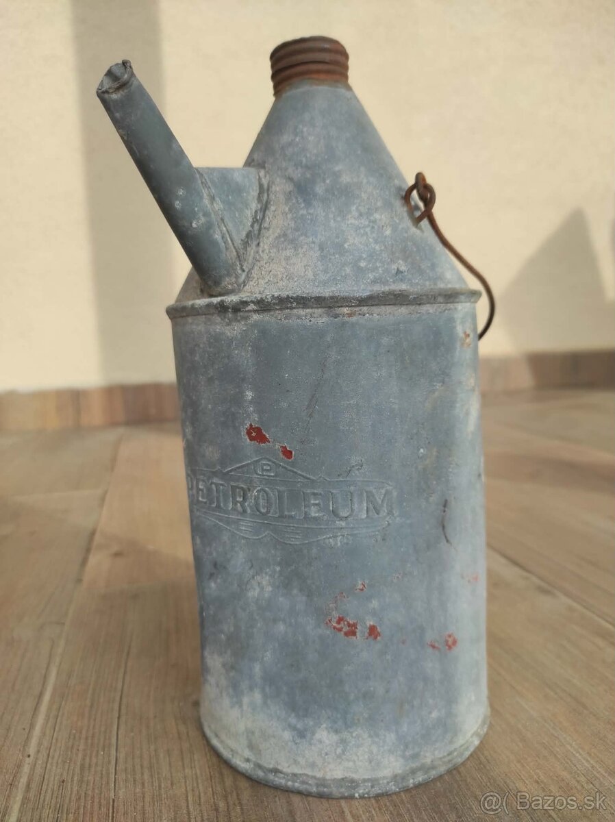 starozitna konva na mazadlo,petroleum