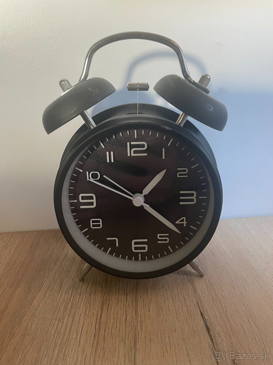 štýlové retro hodiny