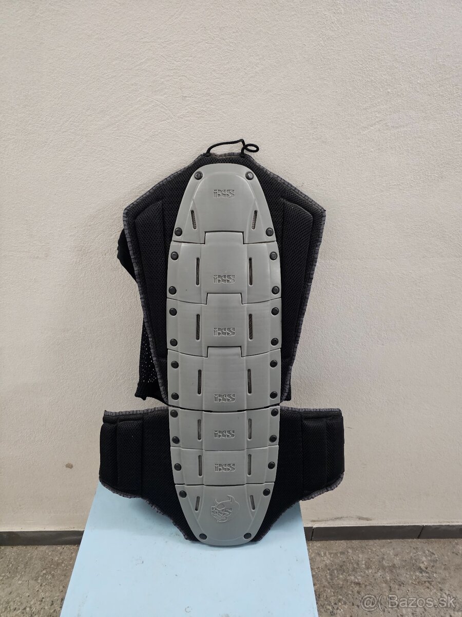 IXS chranic chrbtice