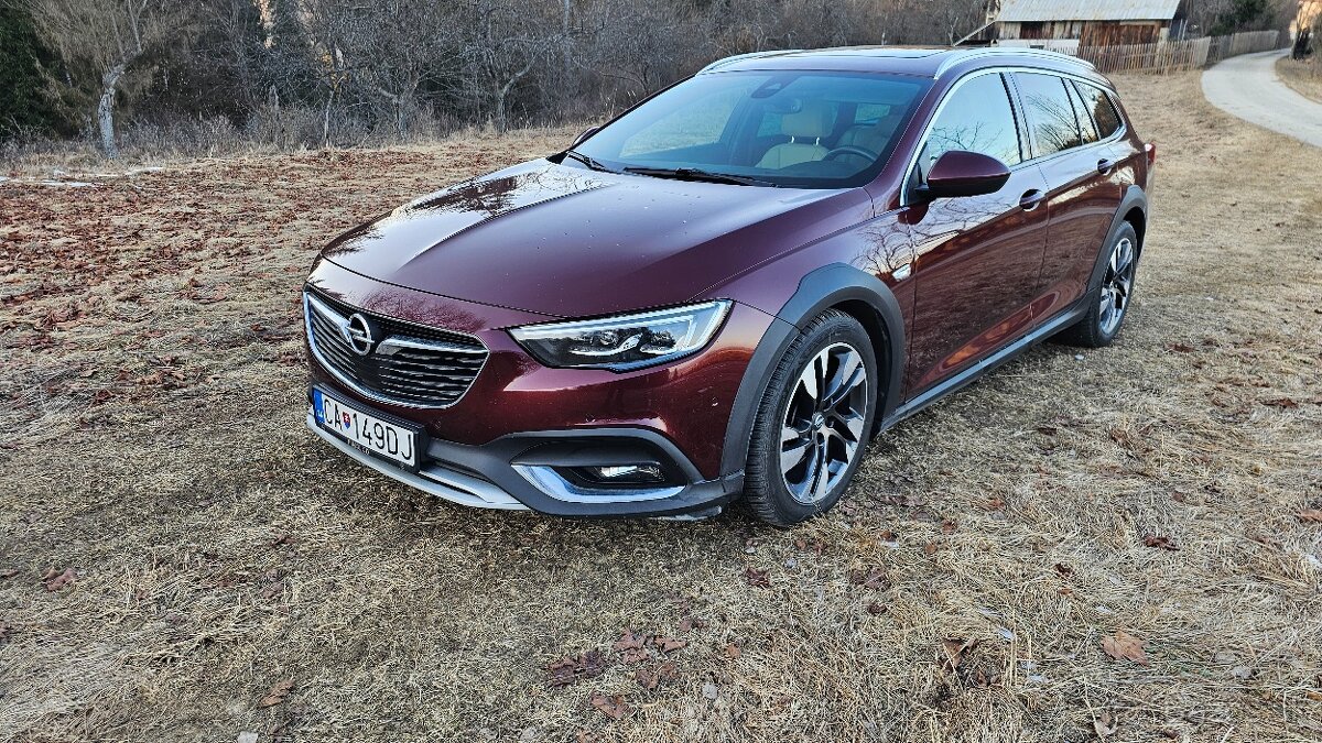 Insignia Country Tourer