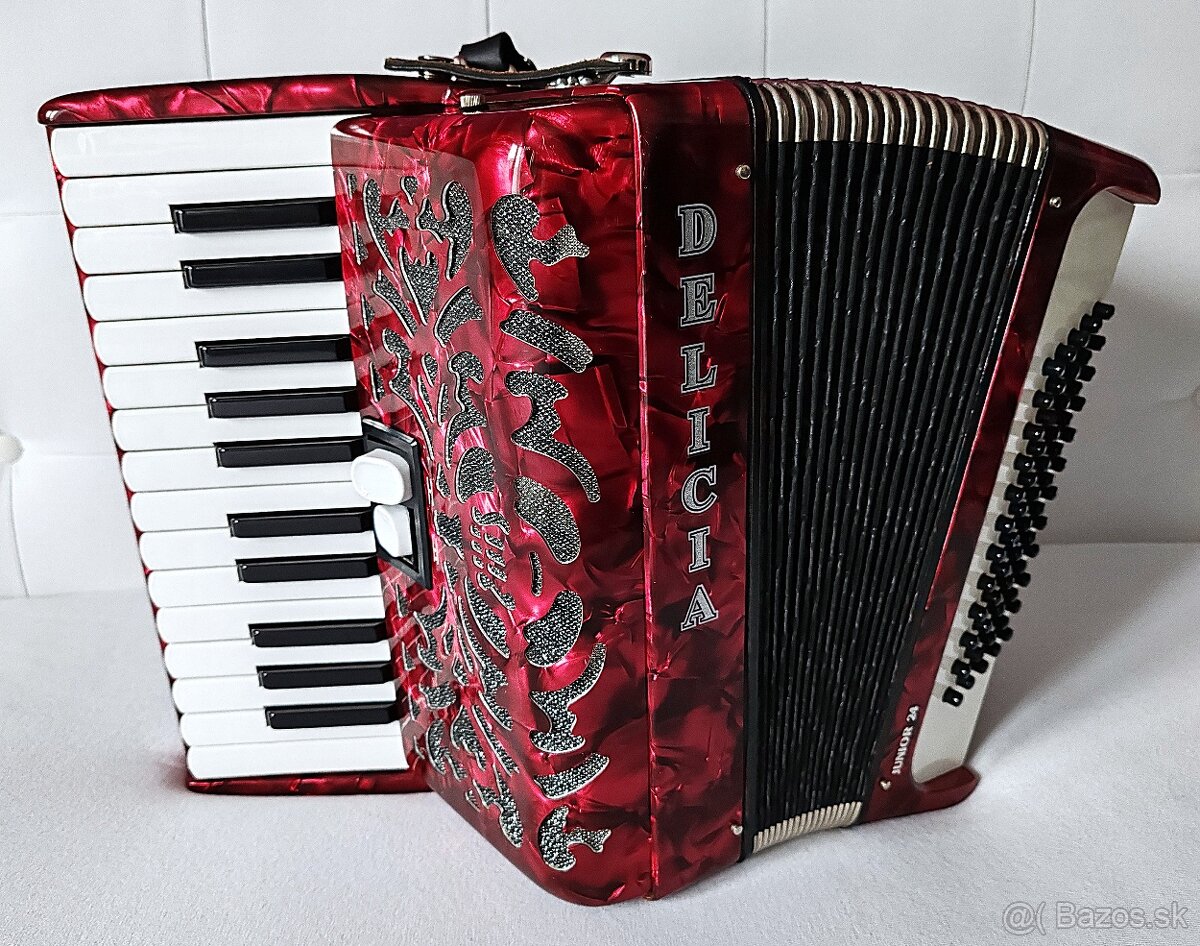 Predam akordeon Delicia Junior 60 bas., TOP stav...