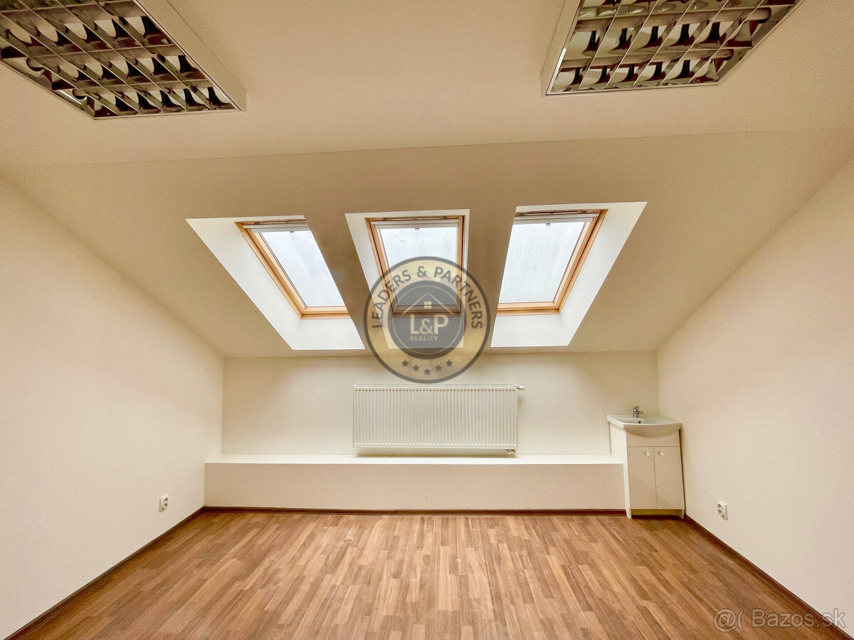 Na prenájom kancelária 16 m², Moyzesova ul., Košice-Staré Me