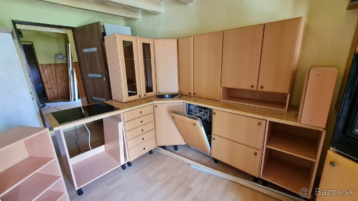 Predám kuchynskú linku 235x 200