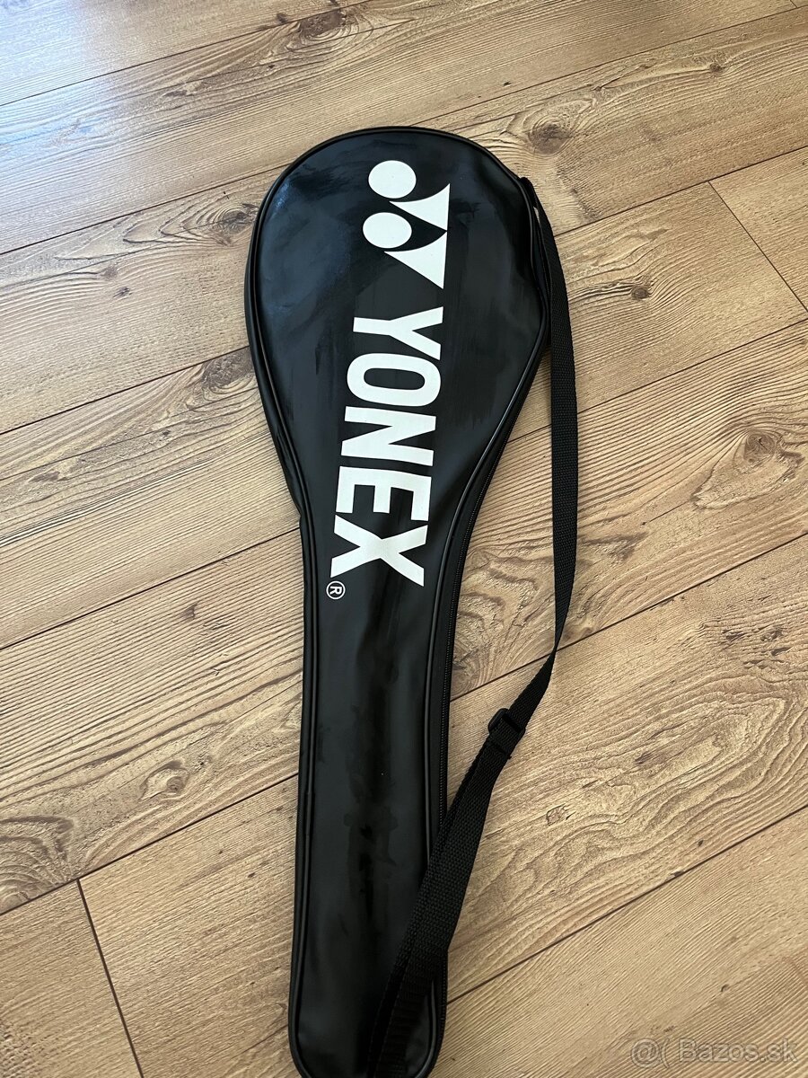 Bedbintonova raketa YONEX Nova