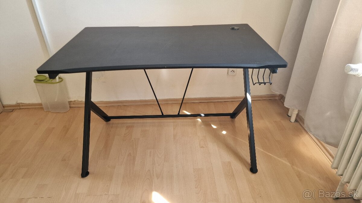 Herný stôl ULTRADESK GAM-055