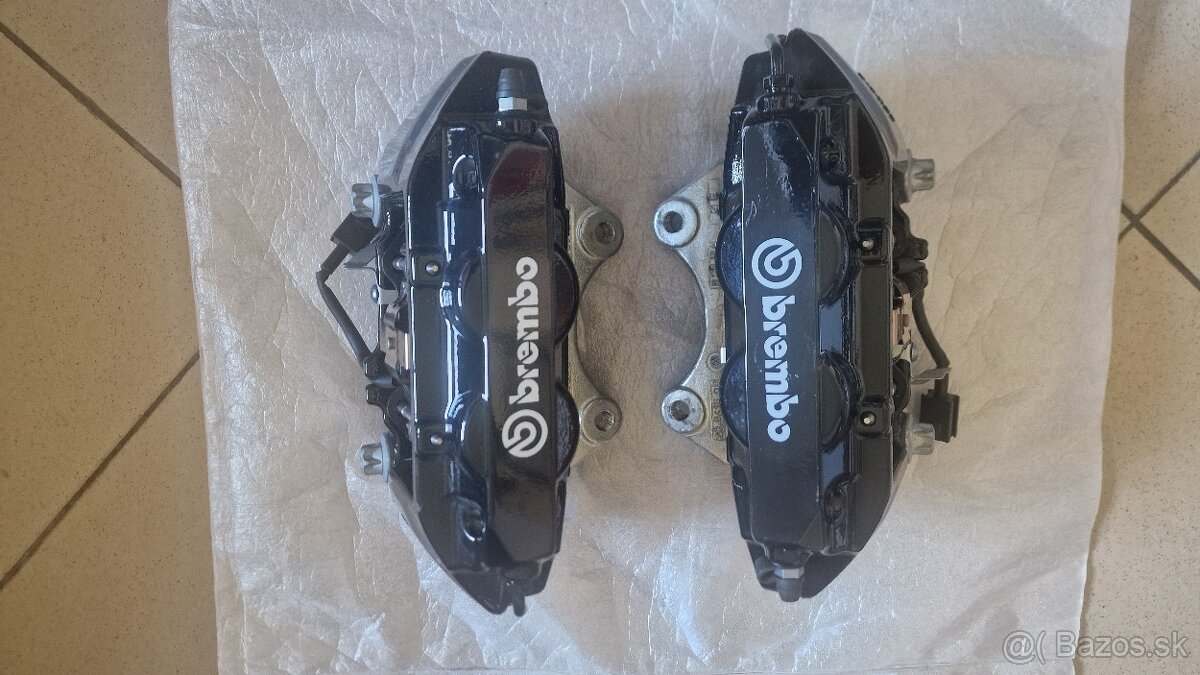 Sada brzdových strmeňov Brembo pre Abarth 595 695