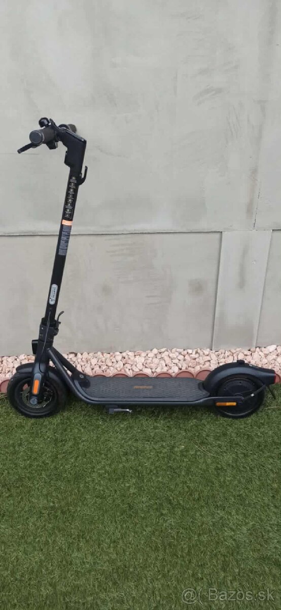 Elektrická koloběžka Segway