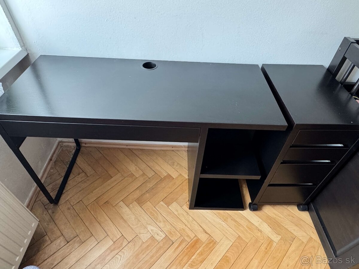 Predám písací stolík a zásuvkový diel Micke/Ikea