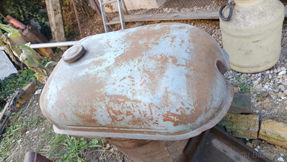 Kúpim nádrž na Zetor 25