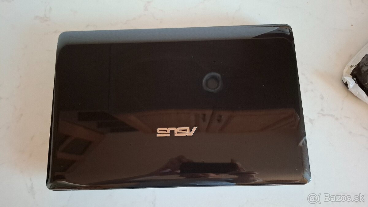 Notebook Asus na náhradné diely