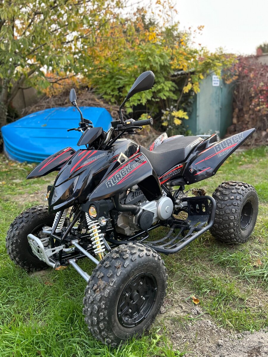 Access Tomahawk 400 Black Edition