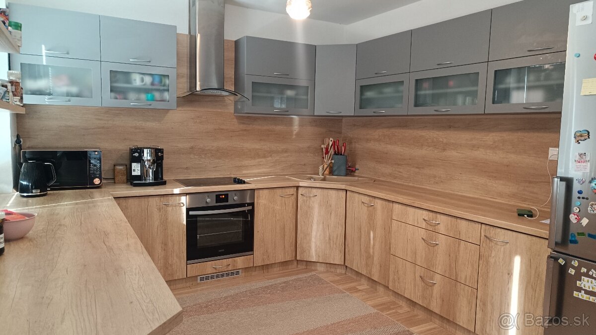 3 IZBOVÝ BYT LUČENEC - PRENÁJOM