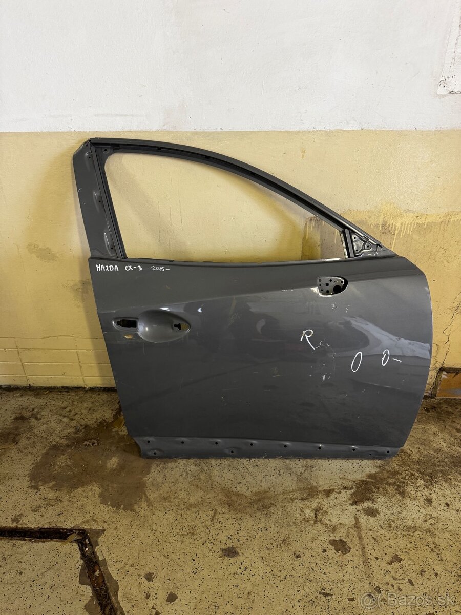 Mazda cx3 cx 3 2015- pravé predné dvere